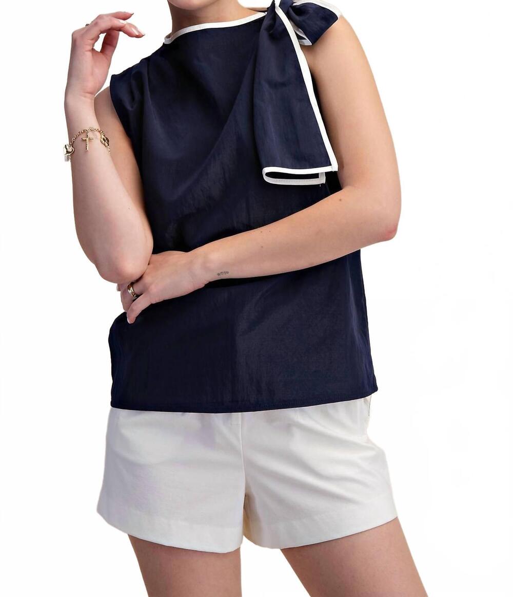 NEW GLAM side tie top in white /navy